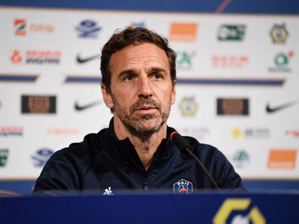 他在过去几 他在过去几