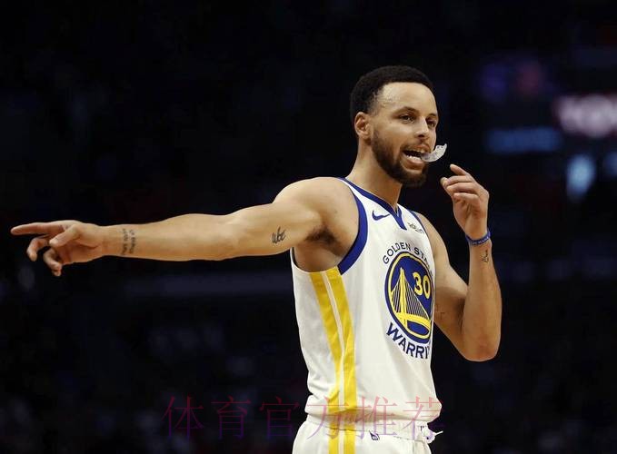 勇士消息：库里状态火热，25+7前锋有望加盟，战雷霆出场更新