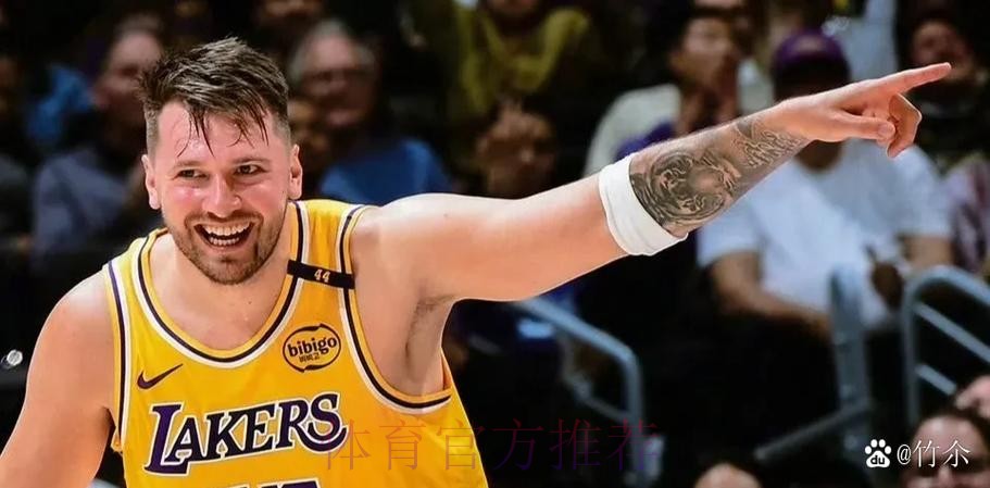 霍里：裁判不给哨东契奇就较劲，很多投丢的球都是因要犯规