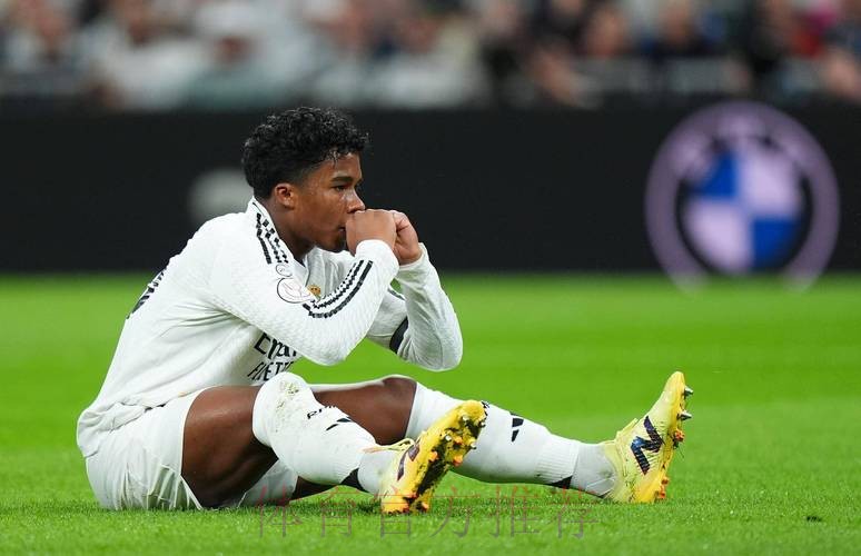 对手助教谈恩德里克:当皇马球员来到法国,球迷不会怀疑他 对手助教谈恩德里克:当皇马球员来到法国,球迷不会怀疑他