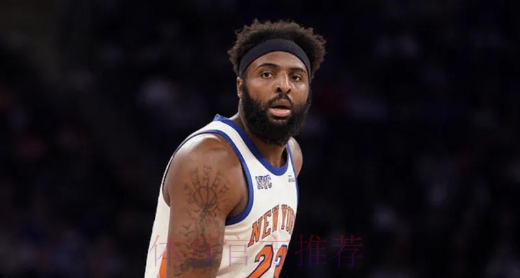 米切尔-罗宾逊回应球迷质疑：我只是按要求防守和抢篮板